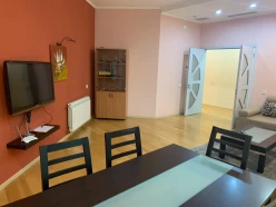 İcarə yeni tikili 2 otaqlı 110 m², 28 May m.