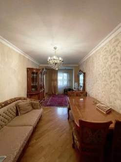 Satılır köhnə tikili 3 otaqlı 85 m²,  Azadlıq prospekti m.
