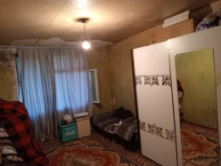 Продан Старое здание 1 Комнаты 31 m²,  Иншаатчылар м.