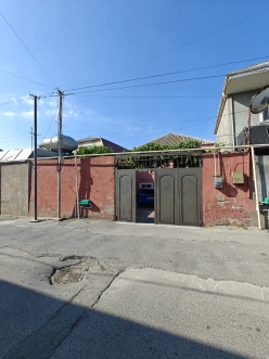 Метро Хези Асланов, 6-комнатная вилла, 137 м² – продаётся