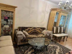 Satılır köhnə tikili 3 otaqlı 80 m²,  Memar Əcəmi m.