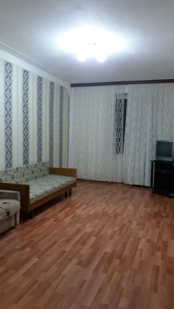 Satılır köhnə tikili 2 otaqlı 55 m², Badamdar q.