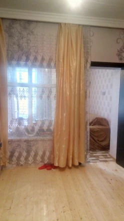 Satılır köhnə tikili 2 otaqlı 32 m², Badamdar q.