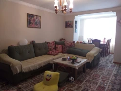 Satılır köhnə tikili 3 otaqlı 67 m², Badamdar q.