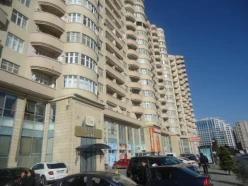 Satılır yeni tikili 4 otaqlı 165 m², Elmlər Akademiyası m.