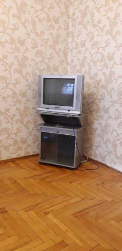 İcarə köhnə tikili 2 otaqlı 56 m²,  Xalqlar Dostluğu m.