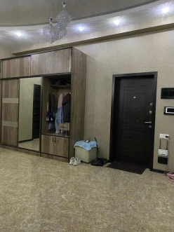 Satılır yeni tikili 3 otaqlı 135 m², Şah İsmayıl Xətai m.