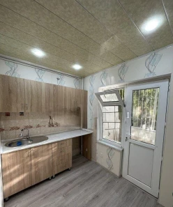 Satılır köhnə tikili 2 otaqlı 60 m², İnşaatçılar m.