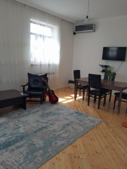 Satılır ev/villa 4 otaqlı 125 m², Qala q