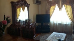 Satılır köhnə tikili 5 otaqlı 120 m², Badamdar q.