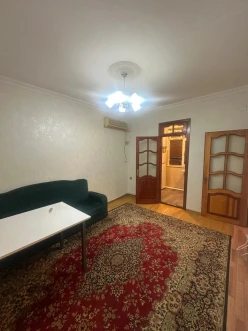 Satılır köhnə tikili 2 otaqlı 42 m²,  20 yanvar m.