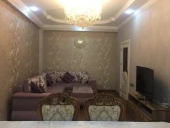 Satılır yeni tikili 4 otaqlı 140 m², İnşaatçılar m.