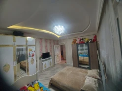 Satılır yeni tikili 3 otaqlı 134 m², İnşaatçılar m.