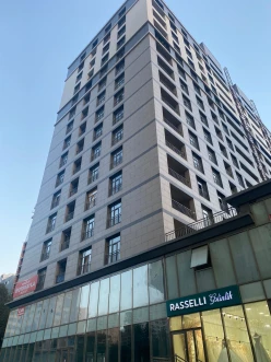 Satılır yeni tikili 3 otaqlı 60 m², 28 May m.