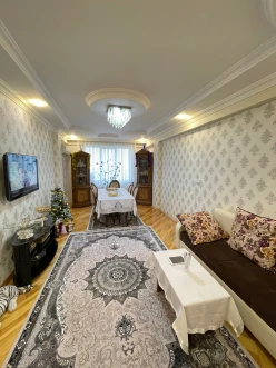 Satılır yeni tikili 3 otaqlı 120 m², İnşaatçılar m.