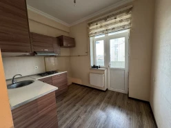 Sale new building 2 rooms 60 m²,  Insaatchilar m.