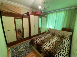 Satılır köhnə tikili 3 otaqlı 67 m², Yeni Günəşli q.