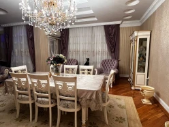 Satılır yeni tikili 5 otaqlı 255 m², Nizami r.