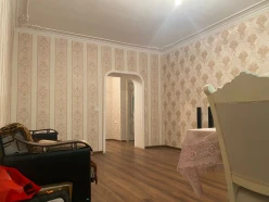 Satılır köhnə tikili 3 otaqlı 76 m², Avtovağzal m. m