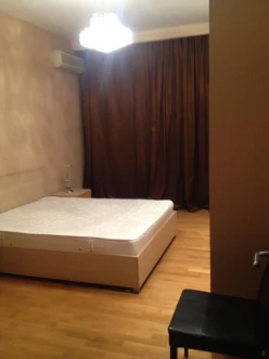 Satılır yeni tikili 2 otaqlı 84 m², 28 May m.-8