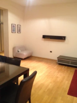 Satılır yeni tikili 2 otaqlı 84 m², 28 May m.-4