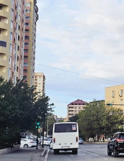 Satılır obyekt 155 m²,  Azadlıq prospekti m.