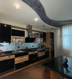 Satılır yeni tikili 4 otaqlı 163 m², 28 May m.