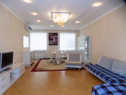 Satılır yeni tikili 3 otaqlı 130 m², Şah İsmayıl Xətai m.