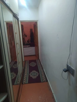 Satılır köhnə tikili 2 otaqlı 60 m², İnşaatçılar m.