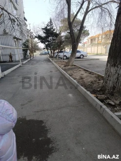 Satılır köhnə tikili 2 otaqlı 60 m², Binə q.