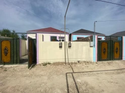 Satılır ev/villa 3 otaqlı 150 m², Binə q.