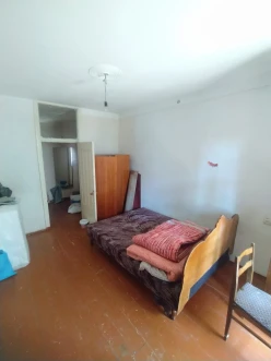 Satılır köhnə tikili 2 otaqlı 60 m²,  İnşaatçılar m.