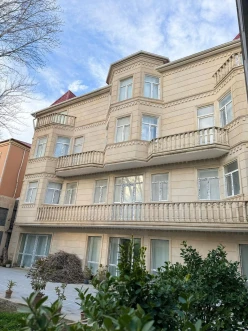 Satılır ev/villa 20 otaqlı 800 m²,  M.Ə.Rəsulzadə