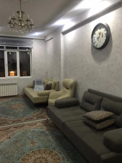 Sale new building 2 rooms 60 m²,  Insaatchilar m.