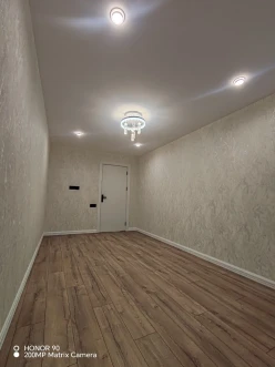 Satılır köhnə tikili 3 otaqlı 70 m²,  Elmlər Akademiyası m.