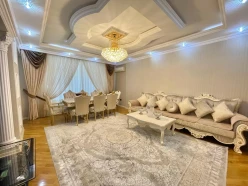 Satılır yeni tikili 3 otaqlı 131 m², Neftçilər m.